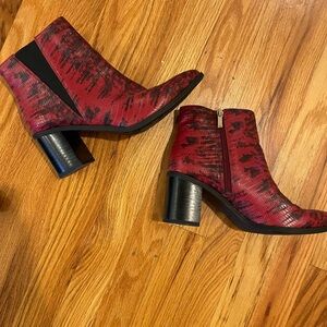 Unworn red bootie